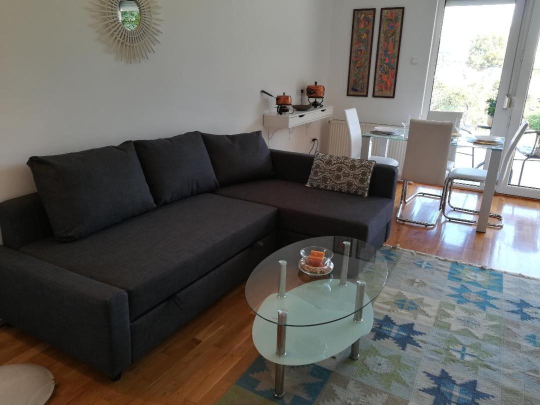 Homy Apartment in Buda, with safe garage&terrace Budapest Bagian luar foto